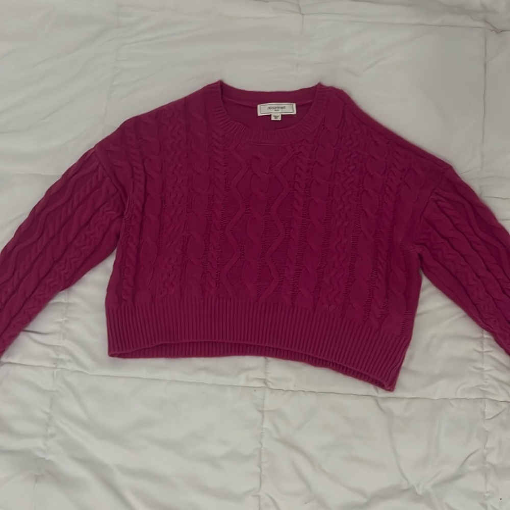 No comment Long sleeve sweater purple.